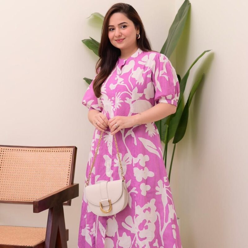 Primeisha Presenting Floral Everyday Wear Pure Cotton Dress with Button Detailing - Image 3