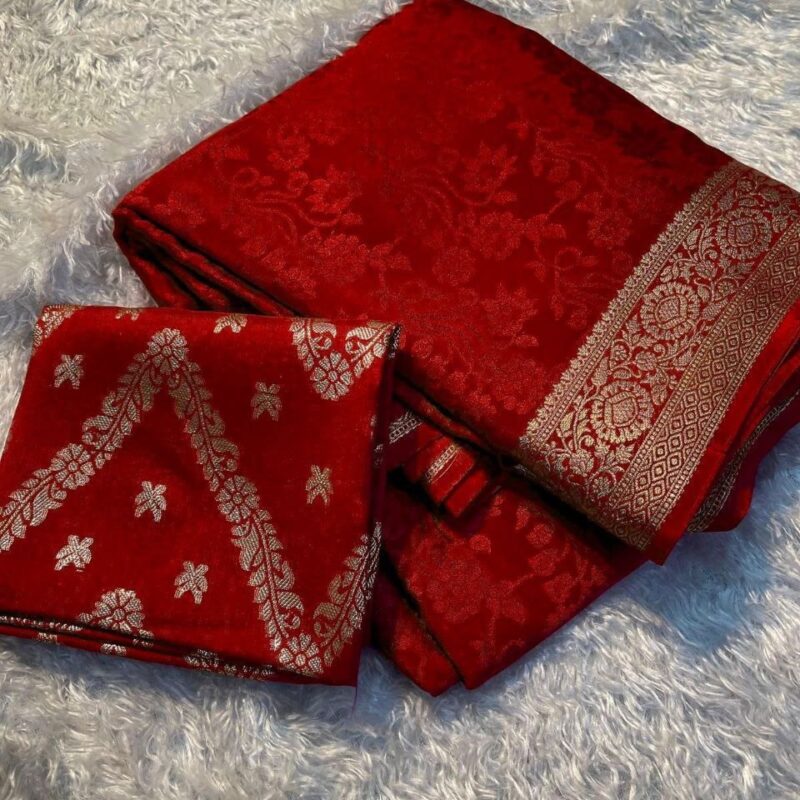 Viscose Chinon Weaving Saree with Dola Banarasi Blouse - Image 7