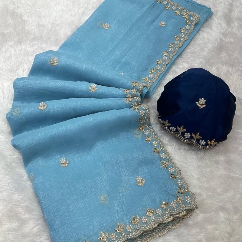 Crunchy Saree with Beads & Embroidered Digital Blouse - Image 4