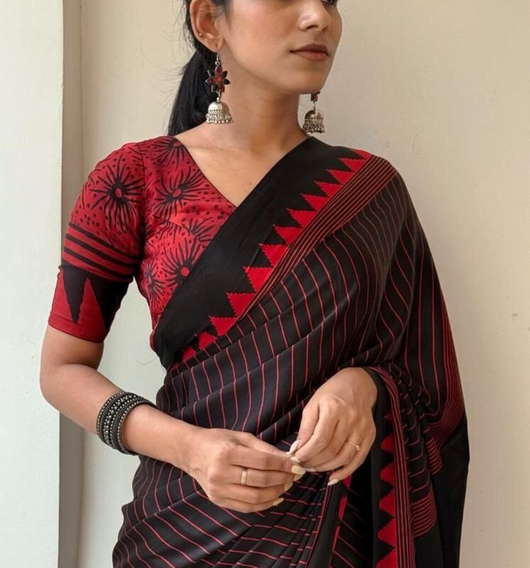 Georgette Crepe Silk Saree with Minakari Weaving & Zari Pallu - Image 2