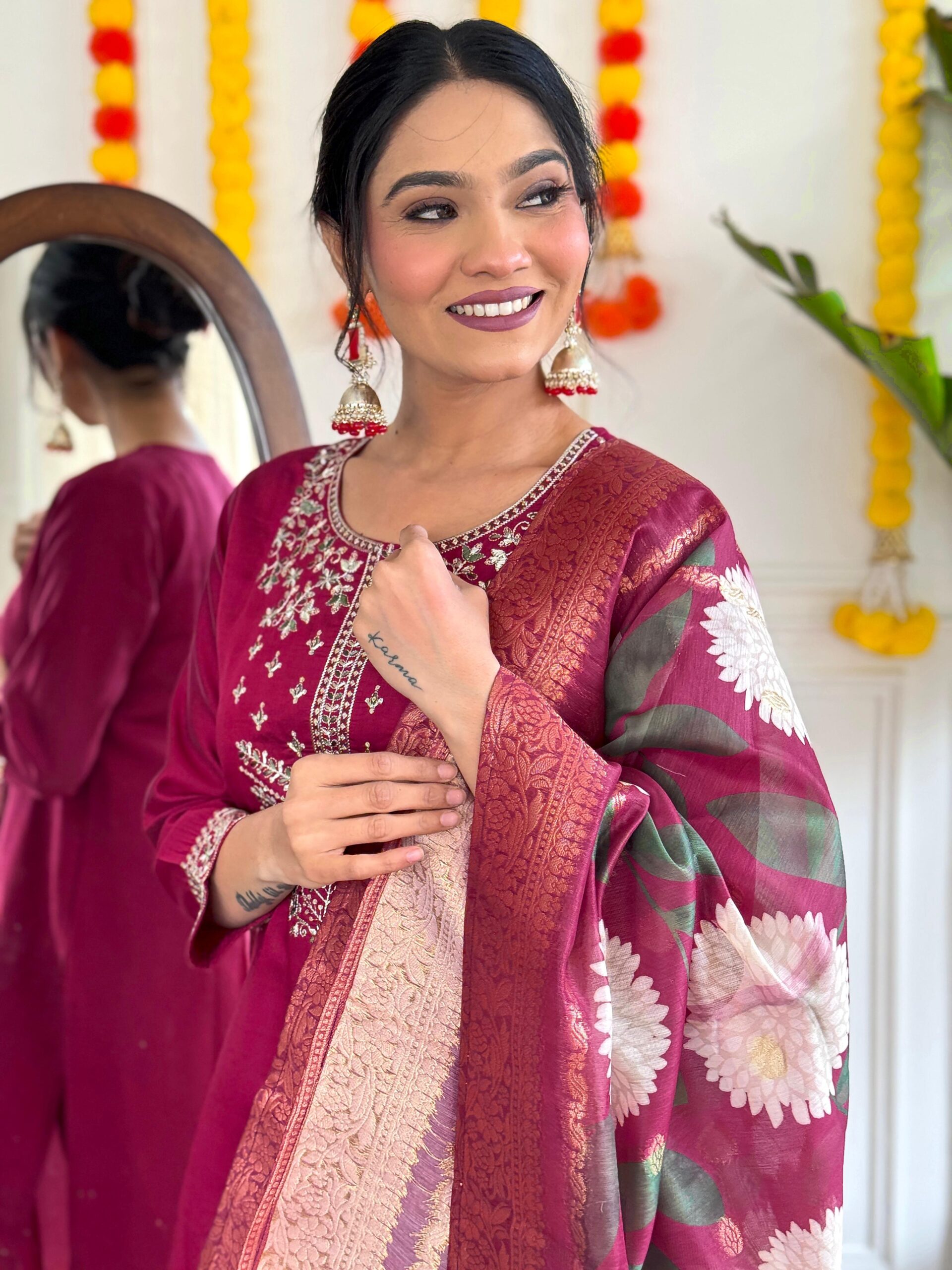 Viscose Chanderi Kurti Set with Printed Jacquard Dupatta - Image 4